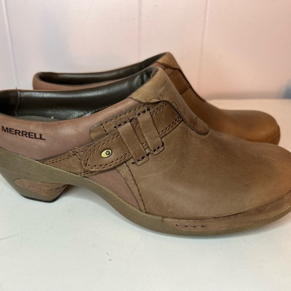 Merrell Shoes - Merrell Luxe Plunge Brown Leather J48518 Slip On Clogs Shoes Women’s 8.5